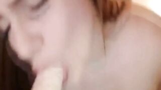 Yummy Chick Pleasures Both of Her Holes