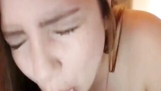 Yummy Chick Pleasures Both of Her Holes