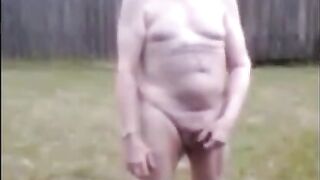 Naked Mature Men Outdoors on Cam