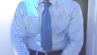 Empresário Barbudo: Punheta Solo Amadora