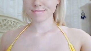 Slut Girls Masturbate And  Dildo Fucking Her Pussy On Cam_Part 123