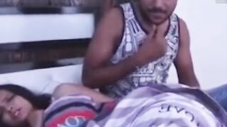 Ghar Pe Aagyi Sexy Girl Guest Ki Raat Me Chudai Kai