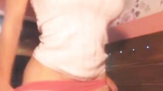 Slut Girls Masturbate And  Dildo Fucking Her Pussy On Cam_Part 9