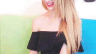 Sweet Petite Chick Loves to do Masturbation Show