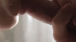 Close-up Amateur Teen Blowjob and Cumshot