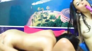Beauty Lesbian  Fingering And Eating Each Other Pussy On Cam_Part 6