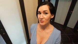 Stiefmutter mit Handschellen Gefunden von Stepson