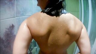 Ex-mistress sucks in the shower