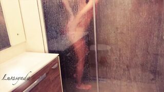 Lusssynda does Water Treatments inside the Shower