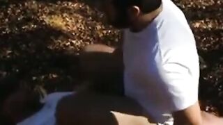 Osos amateur se divierten al aire libre