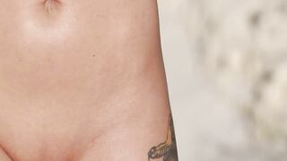 Ana Almeida reveals stunning naked body