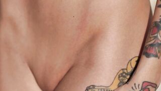 Ana Almeida reveals stunning naked body