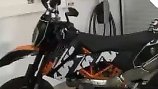 dani 49 asked moisa robert to fuck the motorcycle and it was said that if she is futi