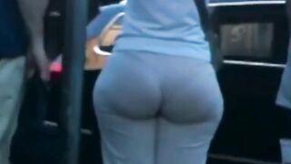 Arab Amateur With a Big Ass