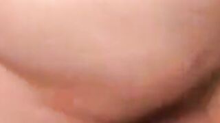 Deutsche Amateurin mit dickem Arsch liebt Analsex