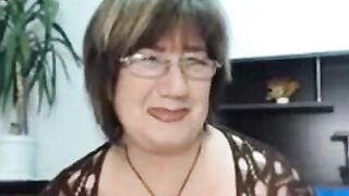 RoyalGranny: Mature Webcam Queen