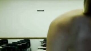 College Girl Masturbates on Webcam