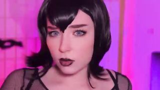 Mavis Passionately Fucks and Gets Facial