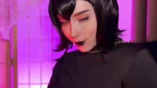 Mavis Passionately Fucks and Gets Facial