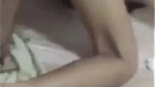 Bareback Amateur Asian Boys in Steamy Threesome