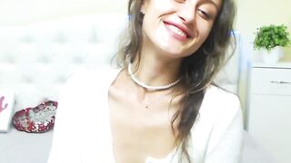 Super hot amateur babe in blouse