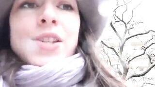 Haarige Muschi der Urlauberin gestopft