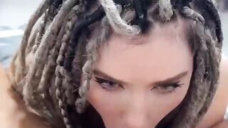 Beauty Sexy Shakes Big Ass Deepthroat Fu
