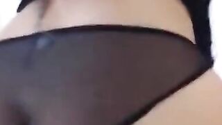 Amateur Molly Bloom Pleasures Herself Solo 2