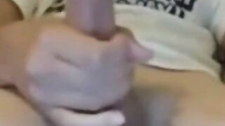 Cute Twink's Sexy Webcam Handjob