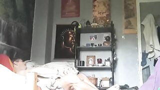 je me fais filmer en self footjob 3