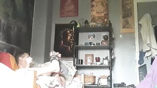 je me fais filmer en self footjob 3