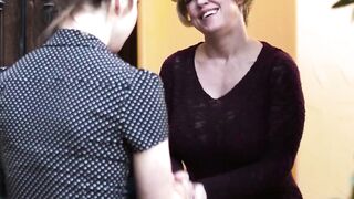 MOMMY'S GIRL - Hardcore Fangirl Wants To Be Screwed By Her mom Celebrity Crush Dee Williams