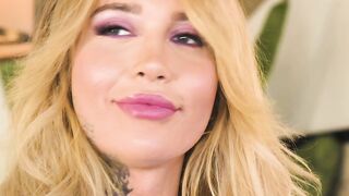 TRANSFIXED - Amazingly hot Cis Hispanic Gets Nailed By sexy Inked T-girl Realtor Gracie Jane For Discount