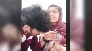 Sexy Indian Girl Shows Boobs