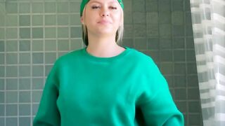 Fucking fantastic big wet tits in the shower