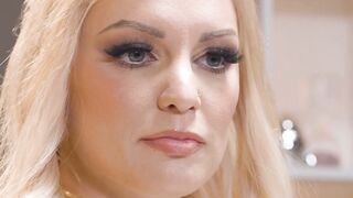 GIRLSWAY - Therapist Penny Barber Helps Still Into Closet Patient Kenzie Taylor Open Up To Lesbianism