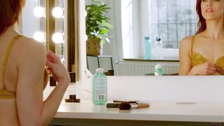 21 SEXTURY - Voluptuous Jade Amour Gets Surprise Pounded Into Her Dressing Room Before Her Performance