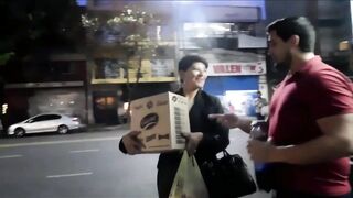 PERLA LOPEZ ESPOSA NINFOMANA , VA AL SUPERMERCADO mientras los dos maridos