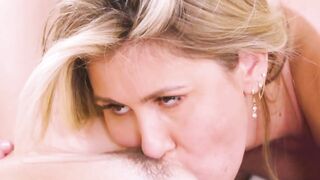 GIRLSWAY - Bae Eighteen Paige Owens Experiments Dyke Sex With Her Best Friend After Gym Class