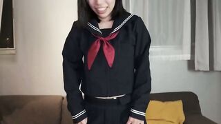 Adorable Serina Hirose gets finger bang on Tenshigao