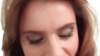 Cutie Goddess fucking her vagina with sex toy