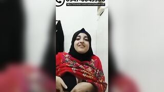 Pakistani GF Loves to Show Her Hot BODY to BF She luvs to RECORD