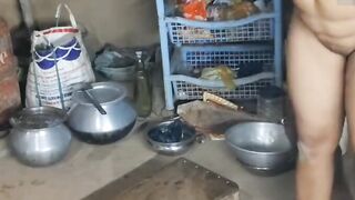 Desi Wife Ki kitchen Me Chudai Kari Husband Ke Dost ne
