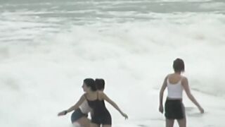 babe bitch gets arse screwed by the beach