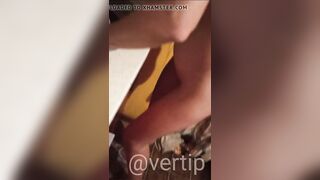 Vertipopka Vertip washes dishes naked