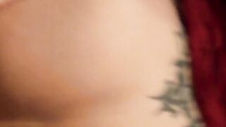 EU dark hair beauty offer oral sex