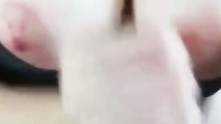 Afternoon Workout: A Handjob Tale