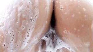 Sudsy Hot