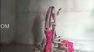 Cute Indian mall Shows Her Boobs and Pussy Fucking