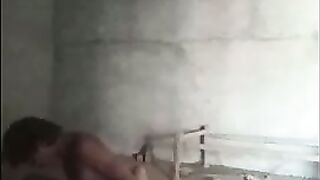 Lankan girl Shows her Boobs and pussy Fucking